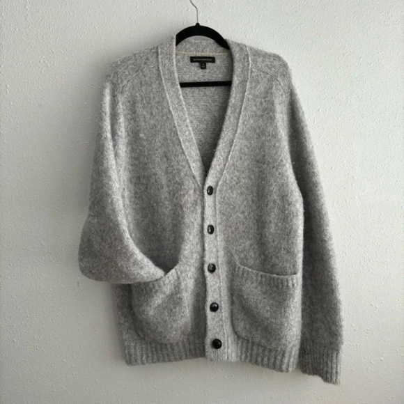 Banana Republic Sweaters - Banana Republic Alpaca Blend Oversized Heather Grey Cardigan with Pockets